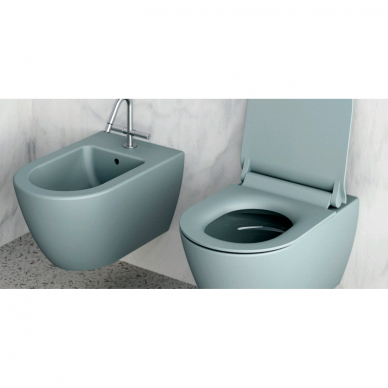 Bebriaunis WC PURA Color Ghiaccio 55x36 Swirlflush® Dualglaze® su Soft Close dangčiu, GSI 2